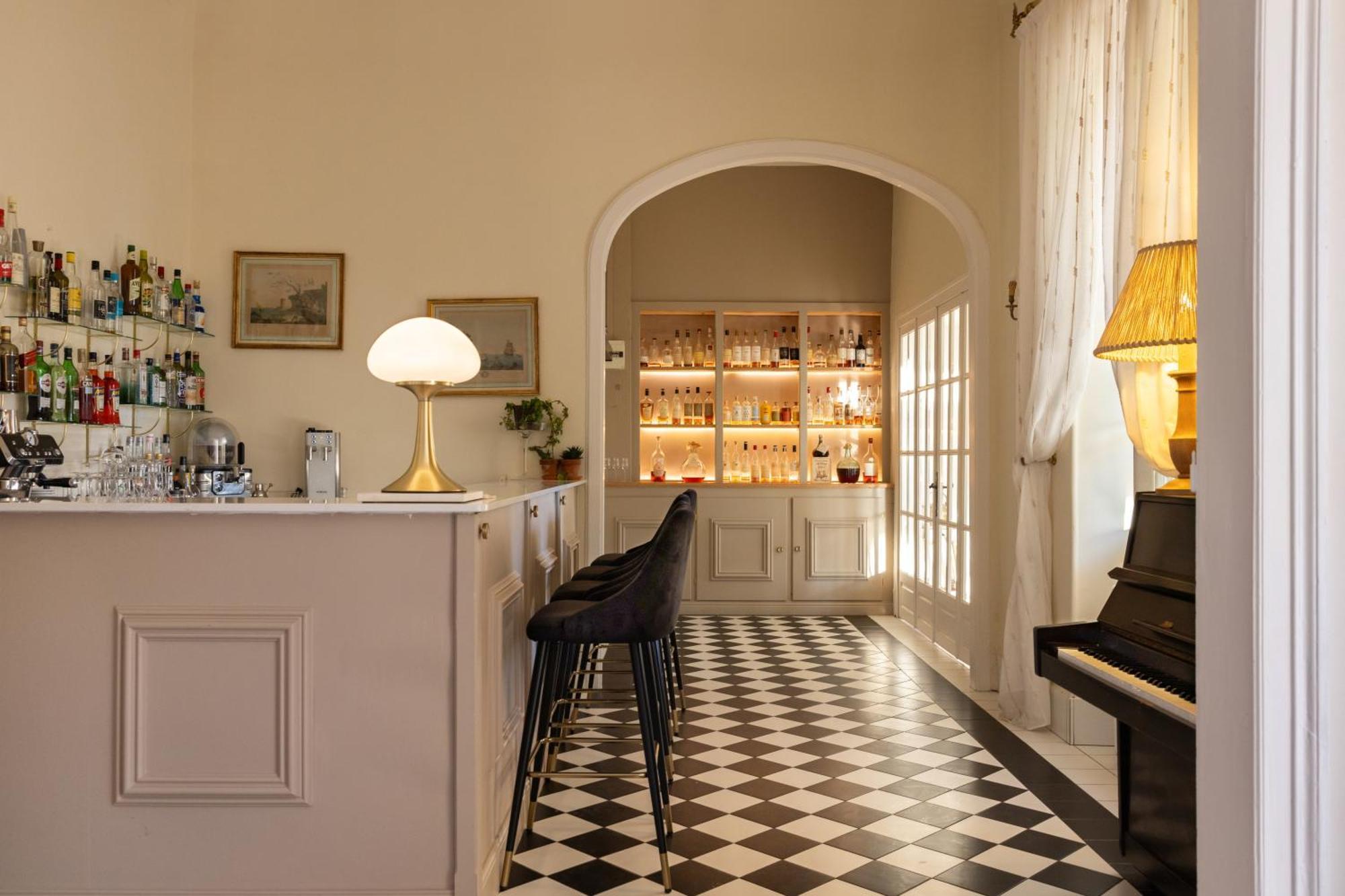 Logis Hotel Restaurant Chateau Bellevue Cazaubon Exterior foto