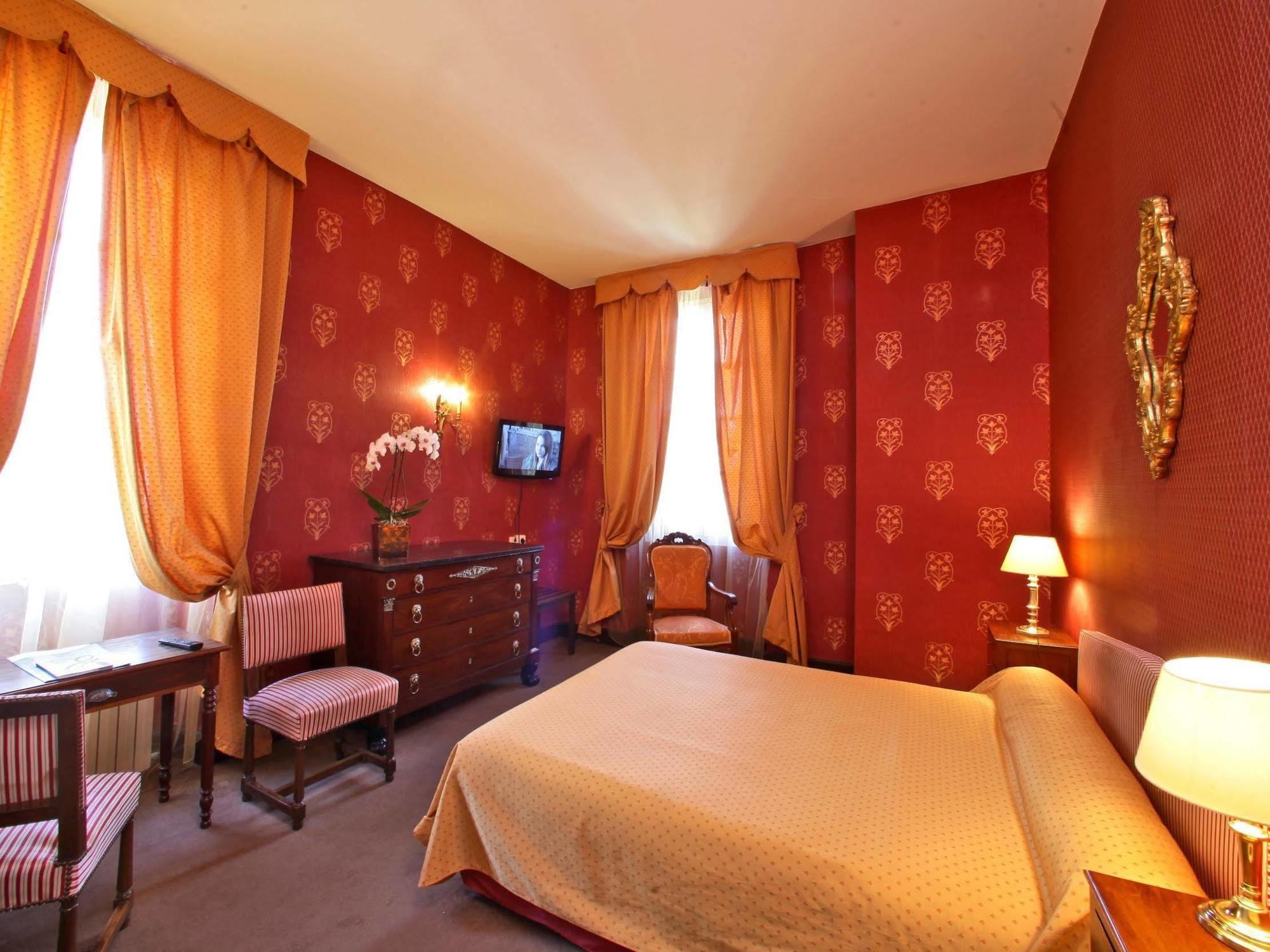 Logis Hotel Restaurant Chateau Bellevue Cazaubon Exterior foto