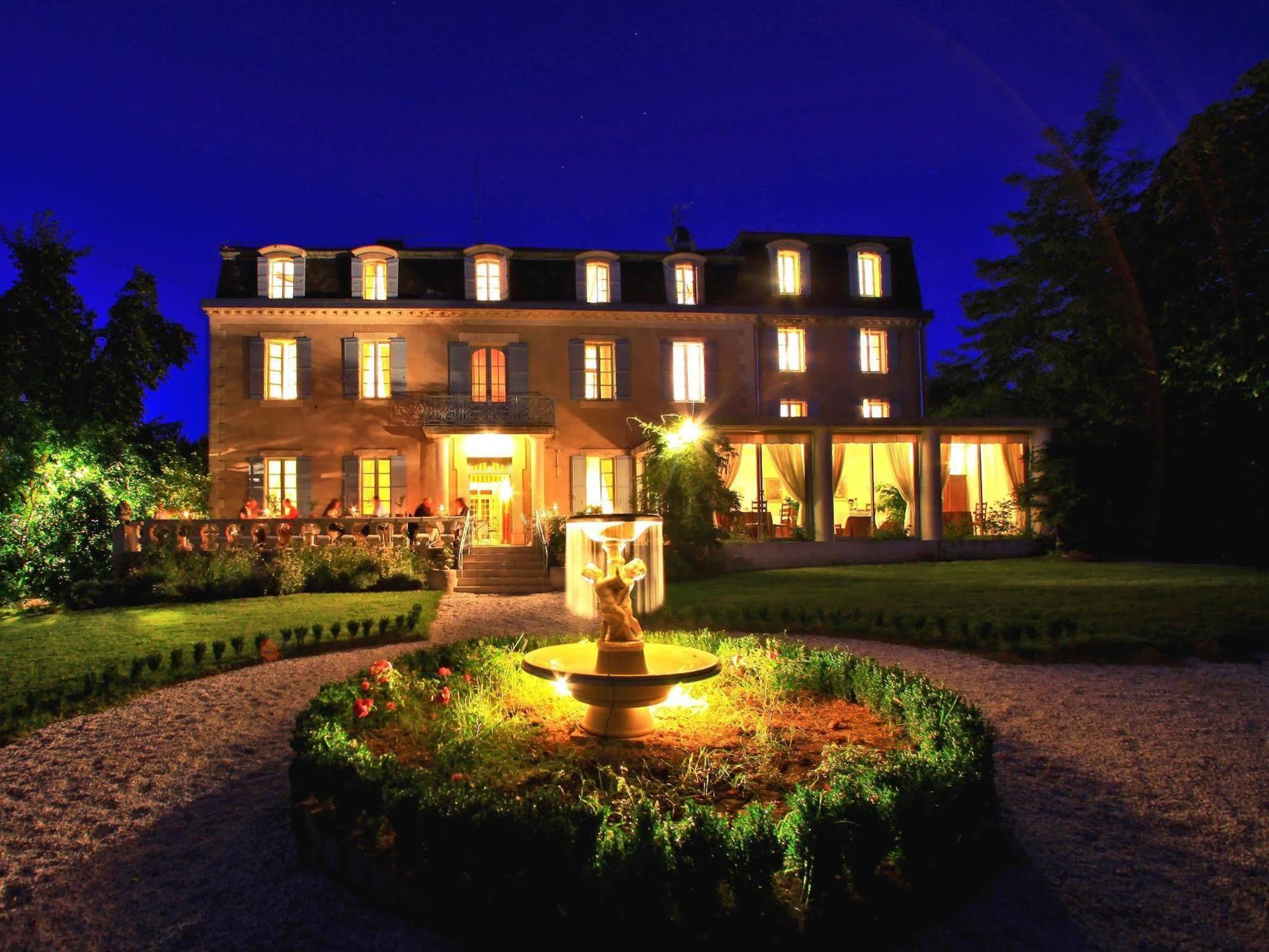 Logis Hotel Restaurant Chateau Bellevue Cazaubon Exterior foto